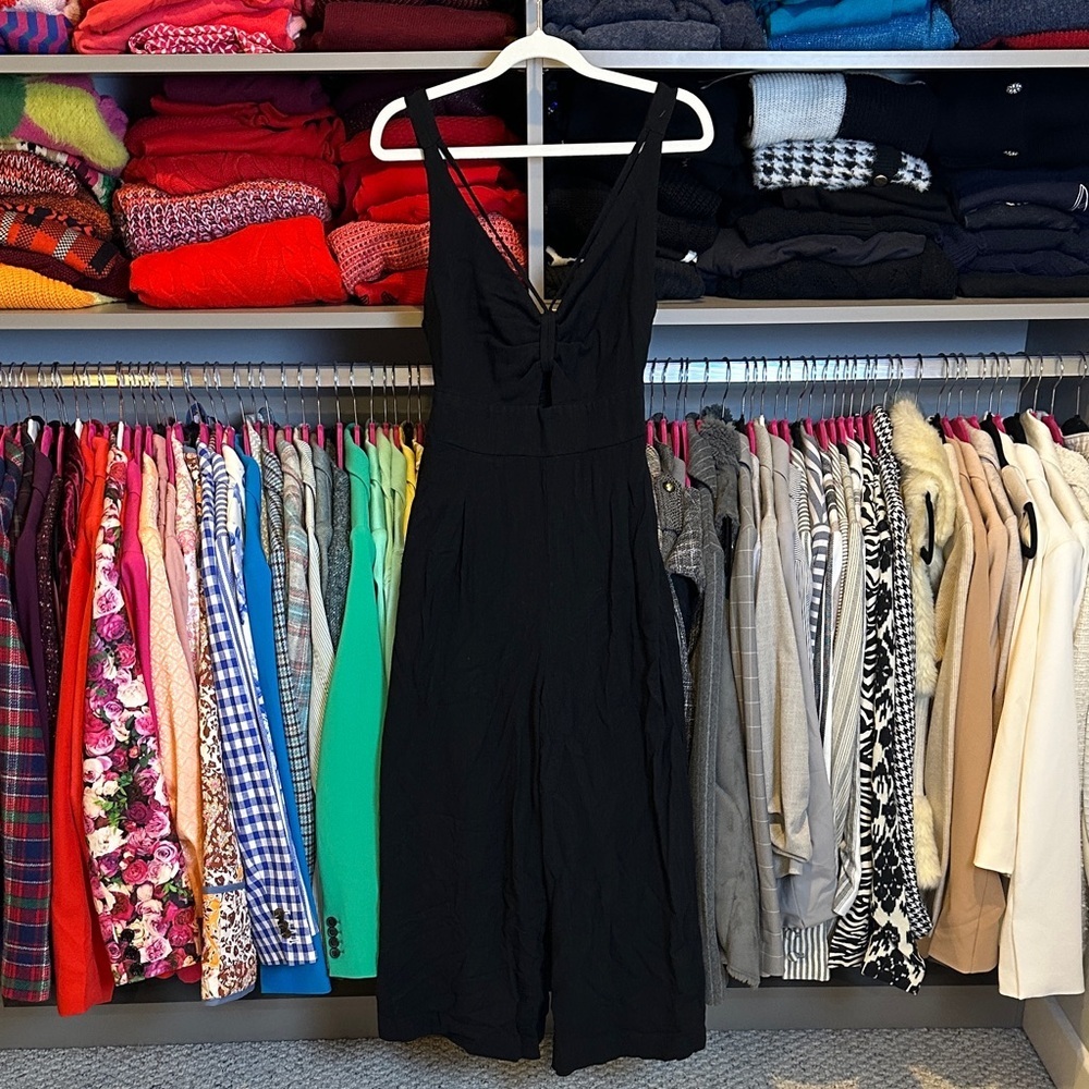Anrabess black linen blend adjustable strap v neck cropped jumpsuit size S